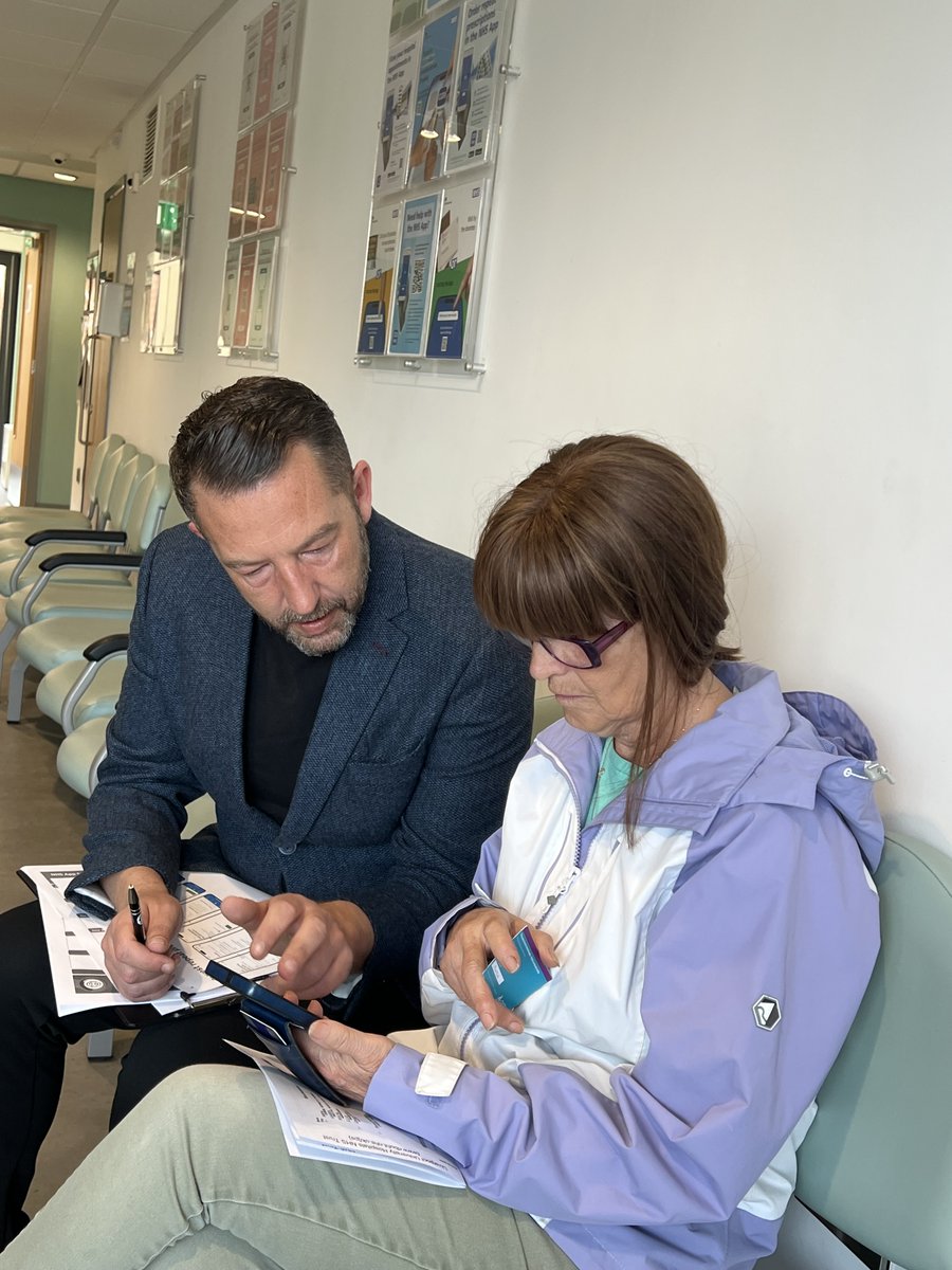 Recently, our team headed to Hillfoot Health GP Practice in Liverpool to deliver NHS App training to staff and host a NHS APP support session for patients.
👉 Want to know how N3i can support your practice with NHS App sessions?
Get in touch: n3i.co.uk/contact