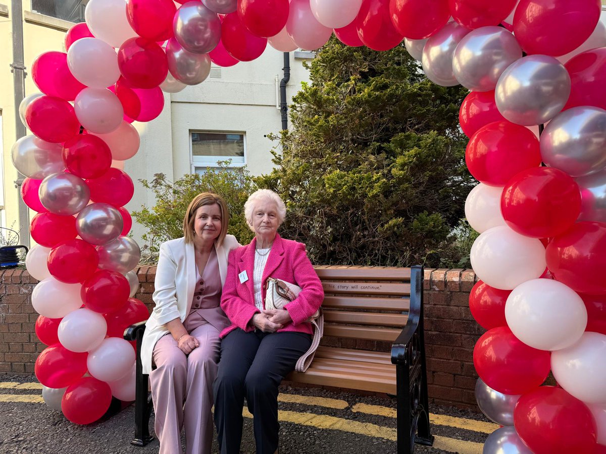 ICS_Furniture's tweet photo. 🐶💕Today we attended the official opening of Ireland's first mobile pet therapy service in Mullingar Regional Hospital. This will allow children and teenagers staying at the hospital to interact with trained and certified therapy dogs.We wish @CiansKennels the very best. https://t.co/hCxmyn4faZ