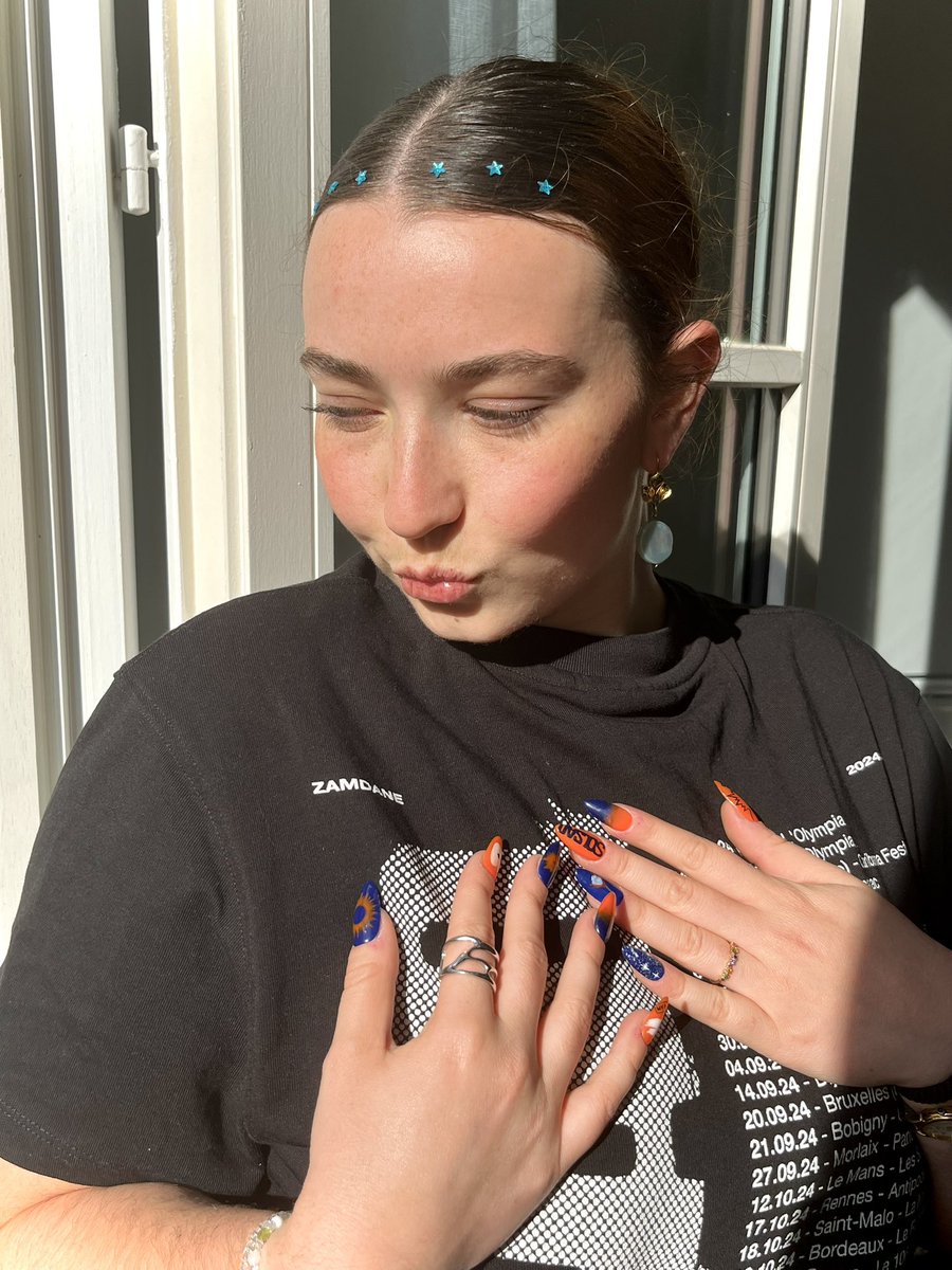 Philougarou tweet media