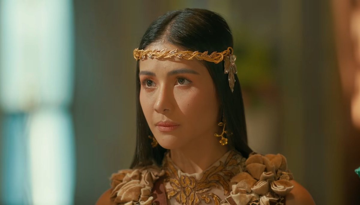 elmoswooorld's tweet photo. The visuals, the new armor, the cinematic improvements, AND PIRENA’S SHORT RED HAIR is GIVING!!! #EncantadiaChroniclesSanggre 🔥💨🌊🍃 https://t.co/7GaSVM8qrb