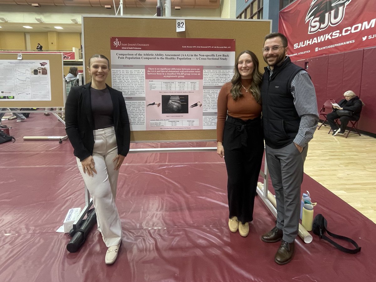 So proud of my physical therapy capstone students presenting their research last night at <a href="/saintjosephs/">Saint Joseph’s University</a> Research Day! 👏🏻