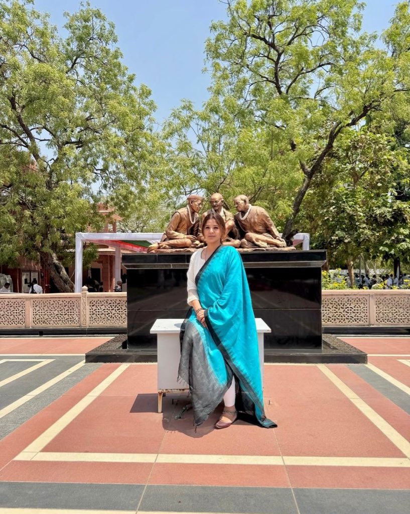 Supriya23bh's tweet photo. … जय कांग्रेस ✋🏼 …
At #SadarVallabhbhaiPatel Memorial
#Ahmedabad
#Gujarat
#AICCSession
#CWC https://t.co/SOnowol00w