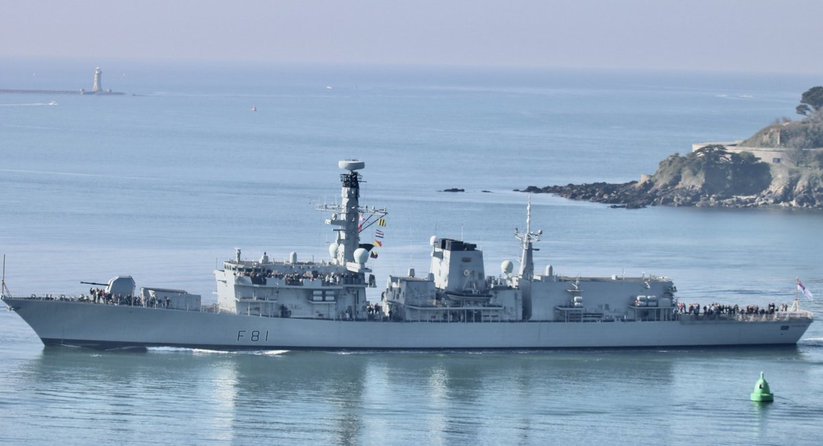 WarshipCam's tweet photo. HMS Sutherland (F81) Duke-class frigate leaving Plymouth, England on Families Day cruise - April 11, 2025 #f81 #hmssutherland
SRC: TW-@Rockhoppas https://t.co/MTfKZiFFhr