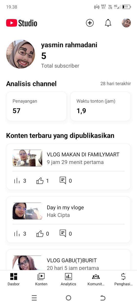 Halo semuanya,please subscribe channel YouTube aku ☺️☺️ikutin kegabutan aku ya teman teman.

Btw aku bener bener termotivasi dari kak fadil jaidi ,tapi bedanya ga usilin ayah ya 🤣 #promosi #youtube #zonajajan #zonauang 

youtube.com/@rahmadaniyasm…