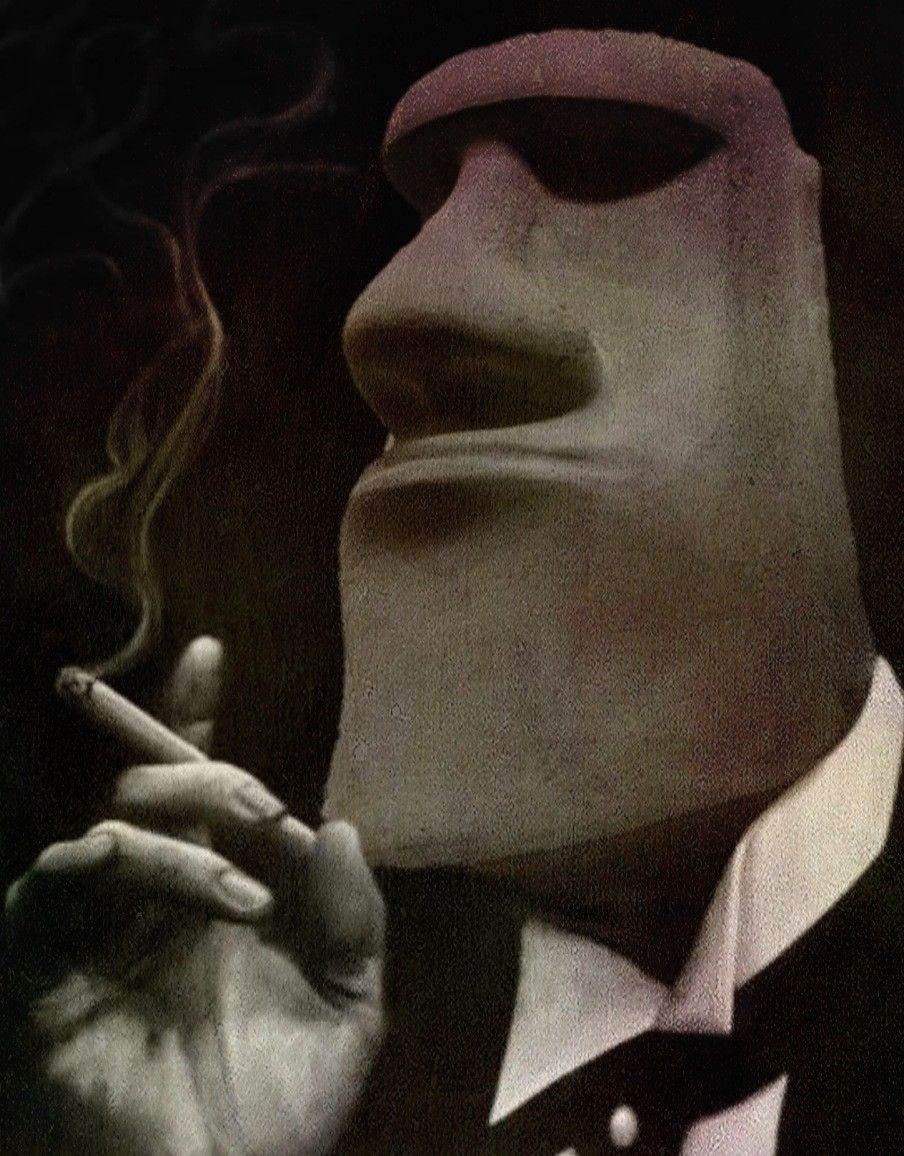 SwaGallo's tweet photo. @UNIREDPILL Non ha provato religione o palestra, ma è andato diretto a alcol e droga... Perdonali padre, non sanno che la tua grandezza è infinita https://t.co/7BvMh0yT7p