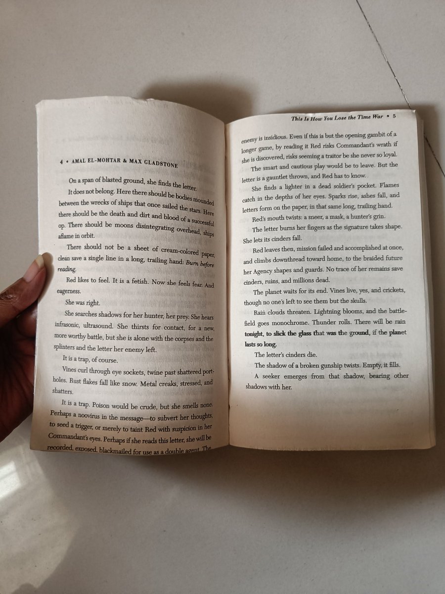 swethasrinath's tweet photo. @Flipkart you are selling pirated books under a "flipkart assured" seller bookmafia3 (wow a redflag name) . While you don't have an option for cust support to enter that the product is fake , he could only enter quality not upto the mark. While i waste 40 mins on this call. https://t.co/FqoOtQqJHJ