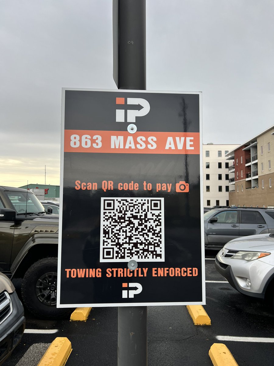 ashleyahaynes's tweet photo. Which of my Indianapolis pals have dealt with this Mass Ave parking lot + iPark + @Parkingprrs? https://t.co/kMFbkbDcFe
