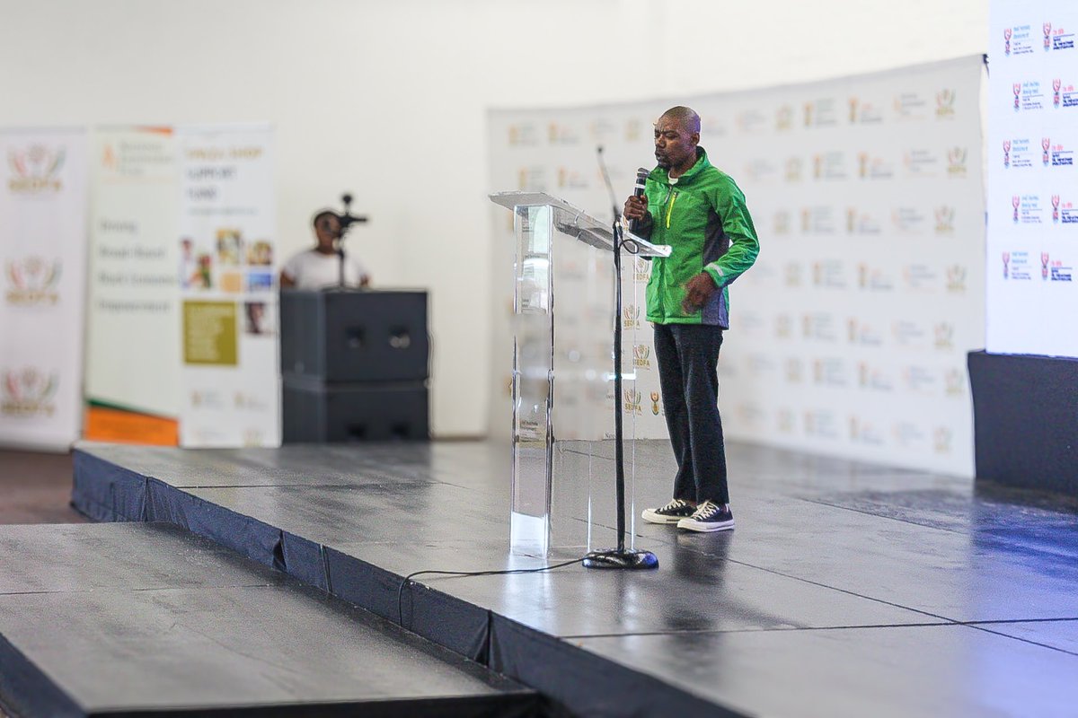 I have employed basebetsi ba 3 to 4 ko spazeng saka. Shopo ena ya mphidisa and ke na le vision ya ho e hodisa. Life e nthutile hore if I believe in myself and ke ikemisetsa, nka kgona ho etsa ho fetang mo, even more than what is expected -David Maluleka, Entrepreneur