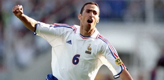 NajimMedini's tweet photo. J’ai un débat qui me taraude pour les anciens. Pourquoi lorsqu’on évoque les plus grands joueurs français, on évoque assez peu Youri Djorkaeff alors que pour beaucoup c’est le meilleur sur la CDM 98 et il est important aussi sur l’Euro 2000 ? https://t.co/kVrwenBrBg