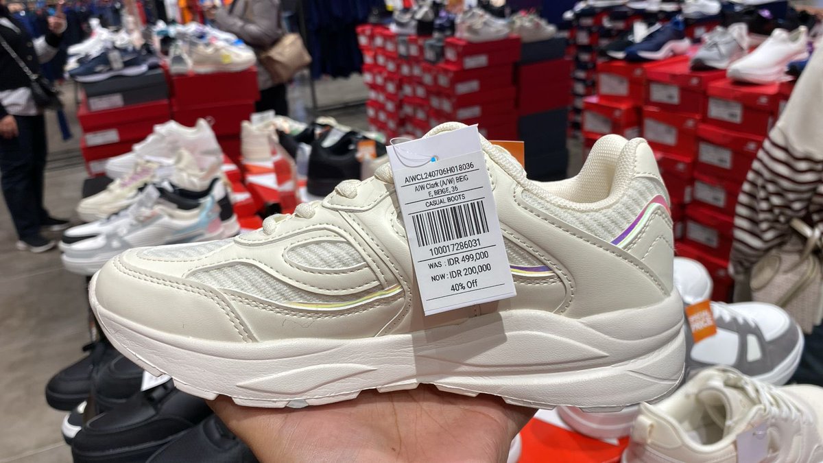 moviablekpopid's tweet photo. hi guys aku open jastip sport station lagi edisi bulan april ada disc sampe up to 70% 🤍 ada airwalk diadora reebook converse nb dll start dari 130 an ajaaa ~

btw fee 20k udah termasuk packing yapp ada grup order wa dom bekasi <3

katalog aku drop dibawah 🤍 https://t.co/Bc67QJL84n