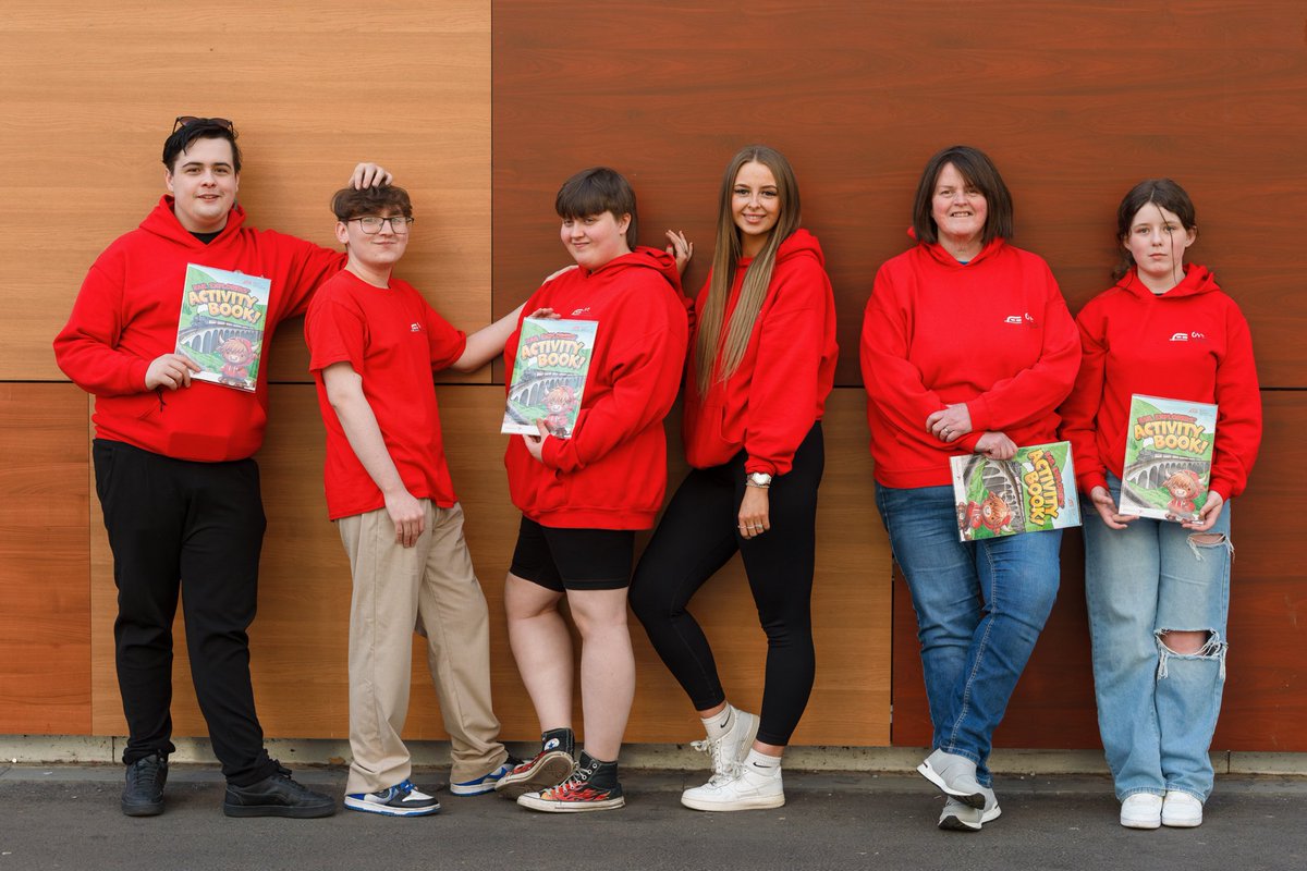 6vtCrp's tweet photo. We’ve just received our #RailExplorers Activity Books - packed with fun ways to learn about rail safety and sustainability!  First stop: handing them out on the 1108 @CrossCountryUK  Edinburgh to Penzanace. Thanks to @CrossCountryUK trains for supporting this initiative. https://t.co/rtBvtkBw0N