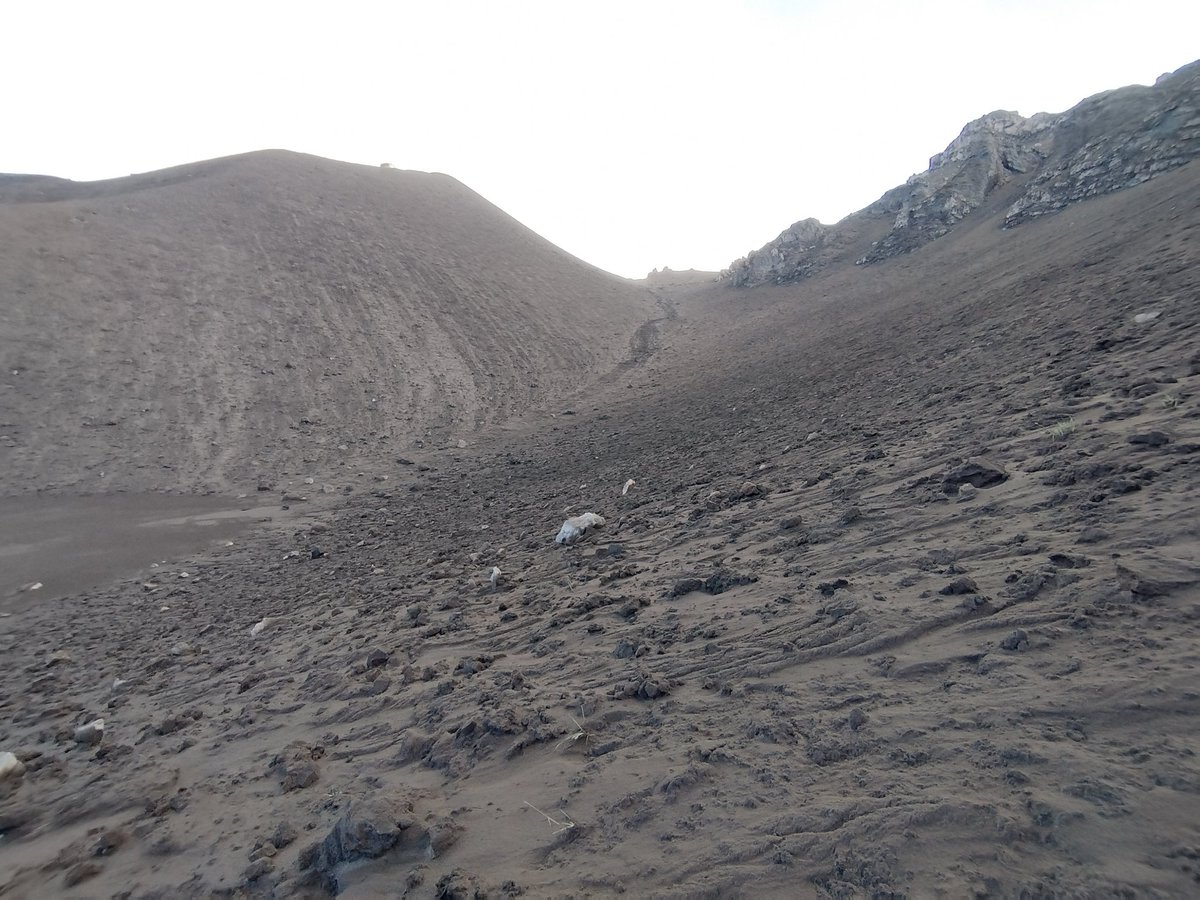 PhotoStromboli's tweet photo. The Valley of the Moon in all its beauty, Island of #Stromboli. https://t.co/fesJOZoPra
