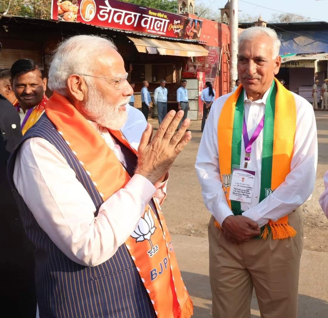 Kailash6447's tweet photo. श्री Chandra Mohan Meena जी को जन्म दिन की हार्दिक बधाई एवं शुभकामनाएं 💐💐
#BJPrajasthan
#chandramohanmeena https://t.co/1H82c6oMIQ