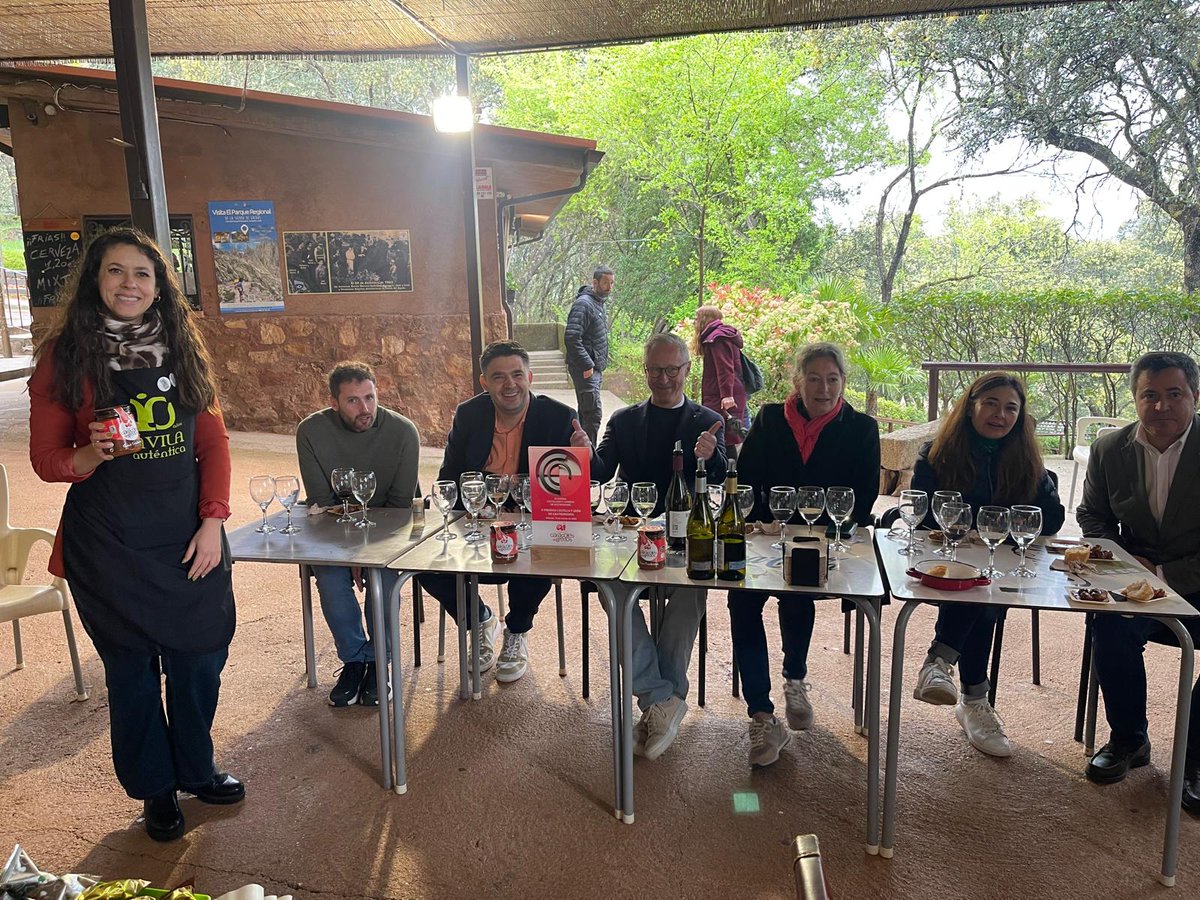 <a href="/GarrudoSl/">JamonesGarrudo</a> <a href="/BHuellasTietar/">Bodega Huellas del Tiétar</a> Hoy ha sido el turno para: 
#Almazaralosllanos
#Bodegascastellanas
<a href="/CaracolesGredos/">Caracoles de Gredos</a>