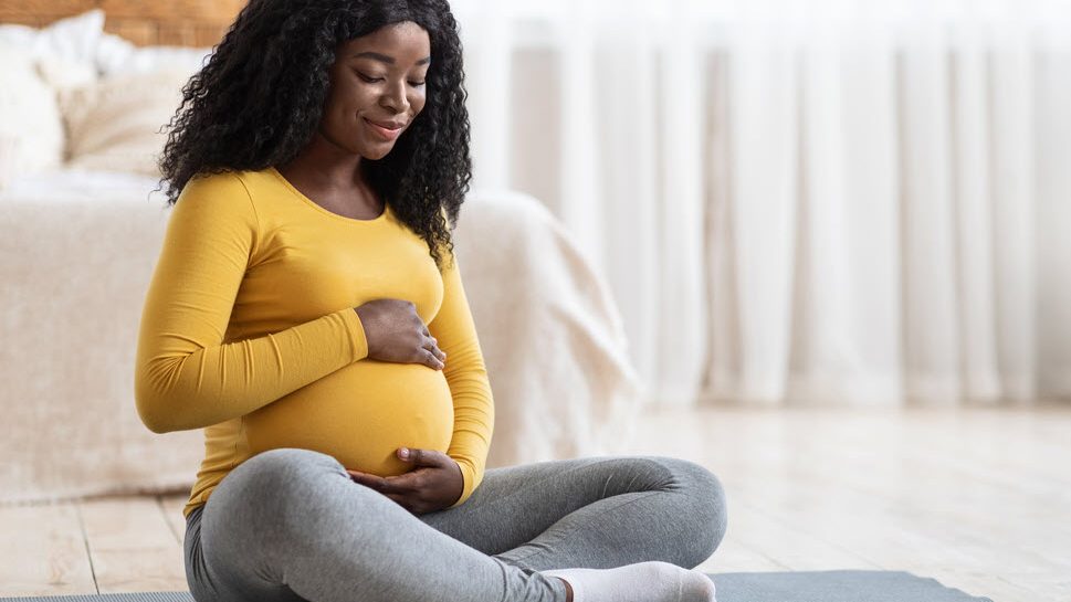 MiddlesexCntyNJ's tweet image. #BlackMaternalHealthWeek is from April 11-17. In the US, 29-44% of black women experience #postpartum depressive symptoms, yet few are properly identified or connected to mental care services.

Learn how you can #support #pregnant women in your life at bit.ly/4cwUi2z