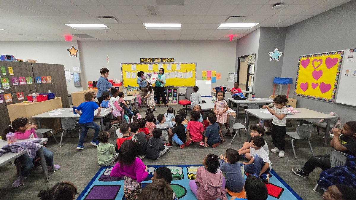 CFISDEmmott's tweet photo. Pre-K students & staff made sure to be super sneaky with a grand surprise for our duo @MrsRAustin & @YCharles32! ๐ฅณHappy Assistant Principals Week...we ๐youuuuuuuuuuuu! #EaglePride #PathToAmazing #LaunchN2Learning #LiftOffEagles https://t.co/eKdbB9MOgg
