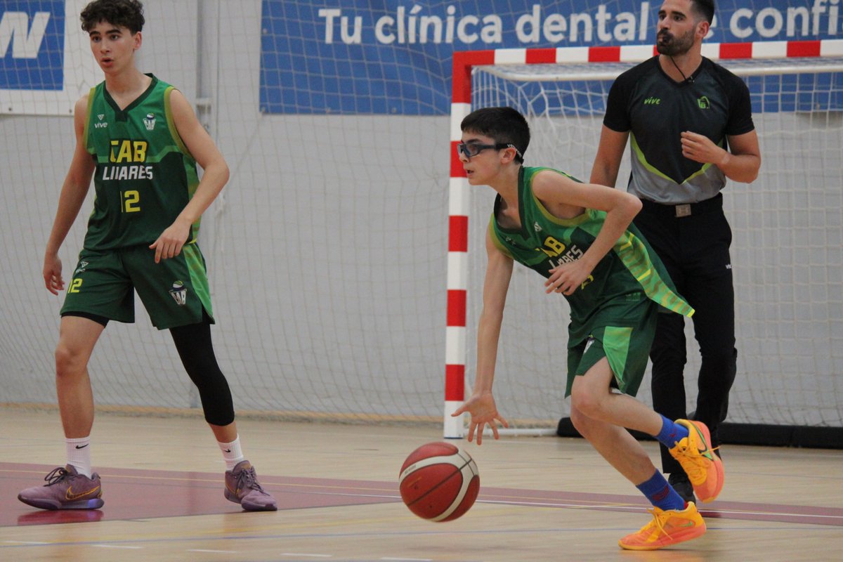 FABJaen's tweet photo. J2 de la 🏆 #FaseFinalIMJaén2025

📆1️⃣1️⃣ de abril⛹️‍♂️
⏳1º Periodo
🏀Pavimentaciones Morales @jaen_cbcantera 1⃣1⃣🆚1⃣9⃣ The Cultural English Centre @CABLinares
  
🏟️ Pabellón Municipal
📍@aytoandujar

#BaloncestoAndalucía
#SomosElSur https://t.co/P8rtt4AhpU