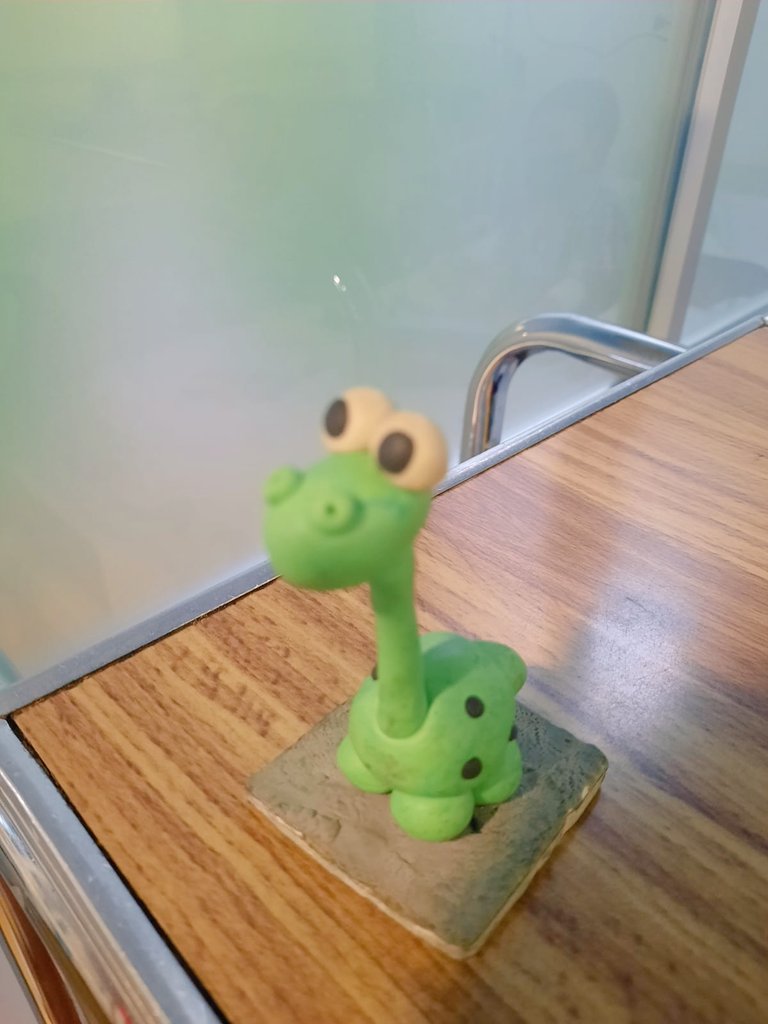 IMSS_Oaxaca's tweet photo. 📌 El #IMSSOaxaca a través del Depto. de Prestaciones Sociales y #COCONI, realizaron un Taller de modelado en plastilina en donde niñas y niños hospitalizados en #OncoCREAN tuvieron la oportunidad de dar vida a figuras de dinosaurios 🦕👦🏼👧🏼
#CSS101
#HGZNo.1 https://t.co/wH61Wrn8m6