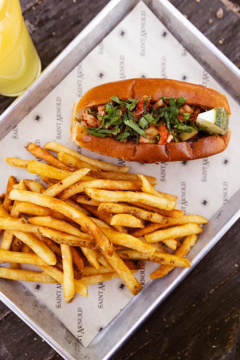 New Fish on Fridays dish: Campechana Roll 🦞🔥
 Cold crawfish salad with a sweet-spicy kick, piled onto a buttery toasted challah roll. Pair it with a Citrus Shandy.
 P.S. We’ve got plenty of vegetarian-friendly picks too 👀