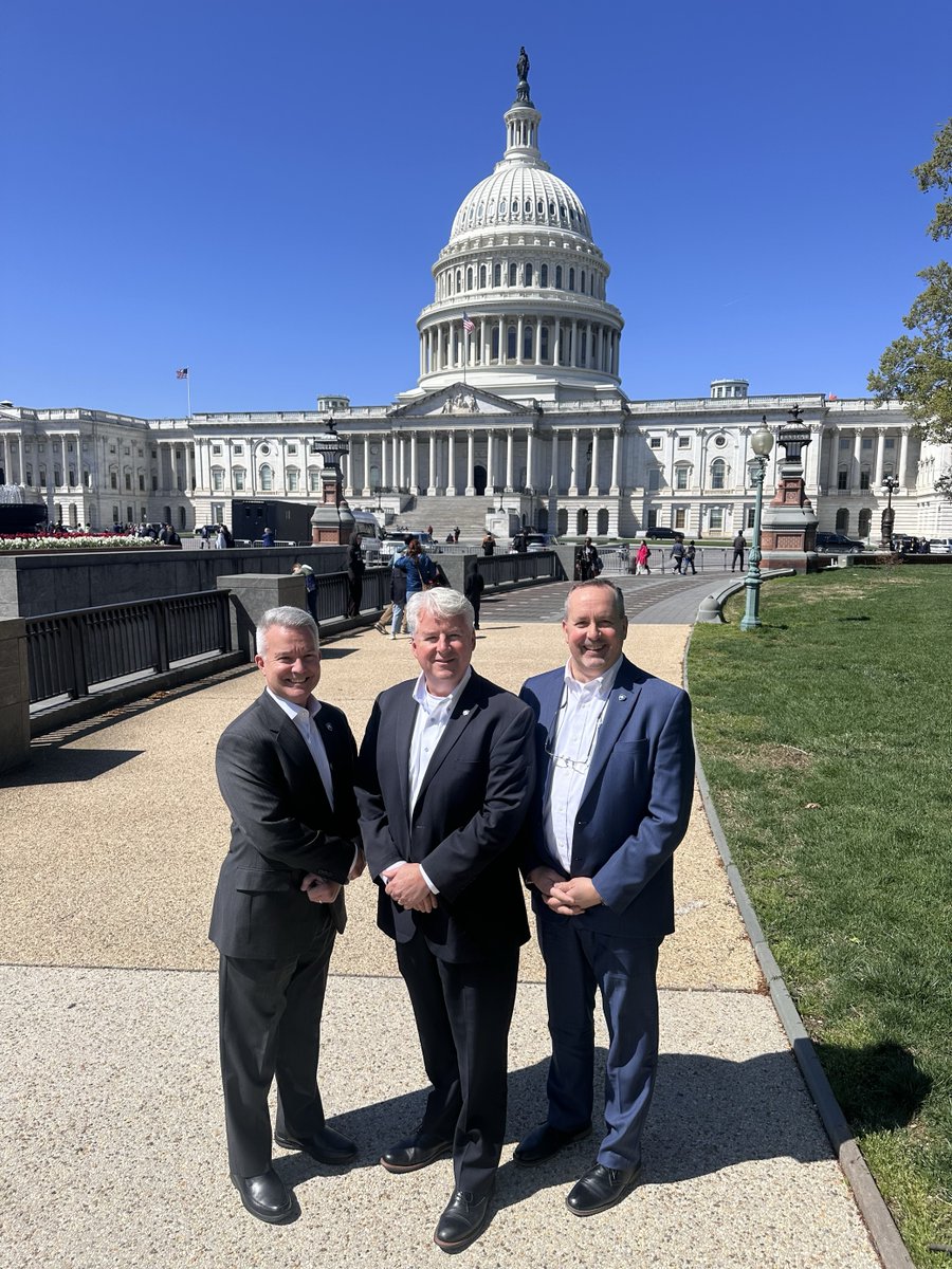 PennStateGov's tweet image. Leadership from @penn_state's Applied Research Lab was on Capitol Hill to educate congressional staff on Penn State's role in national security and urge support for @deptofdefense funding for science & technology research.