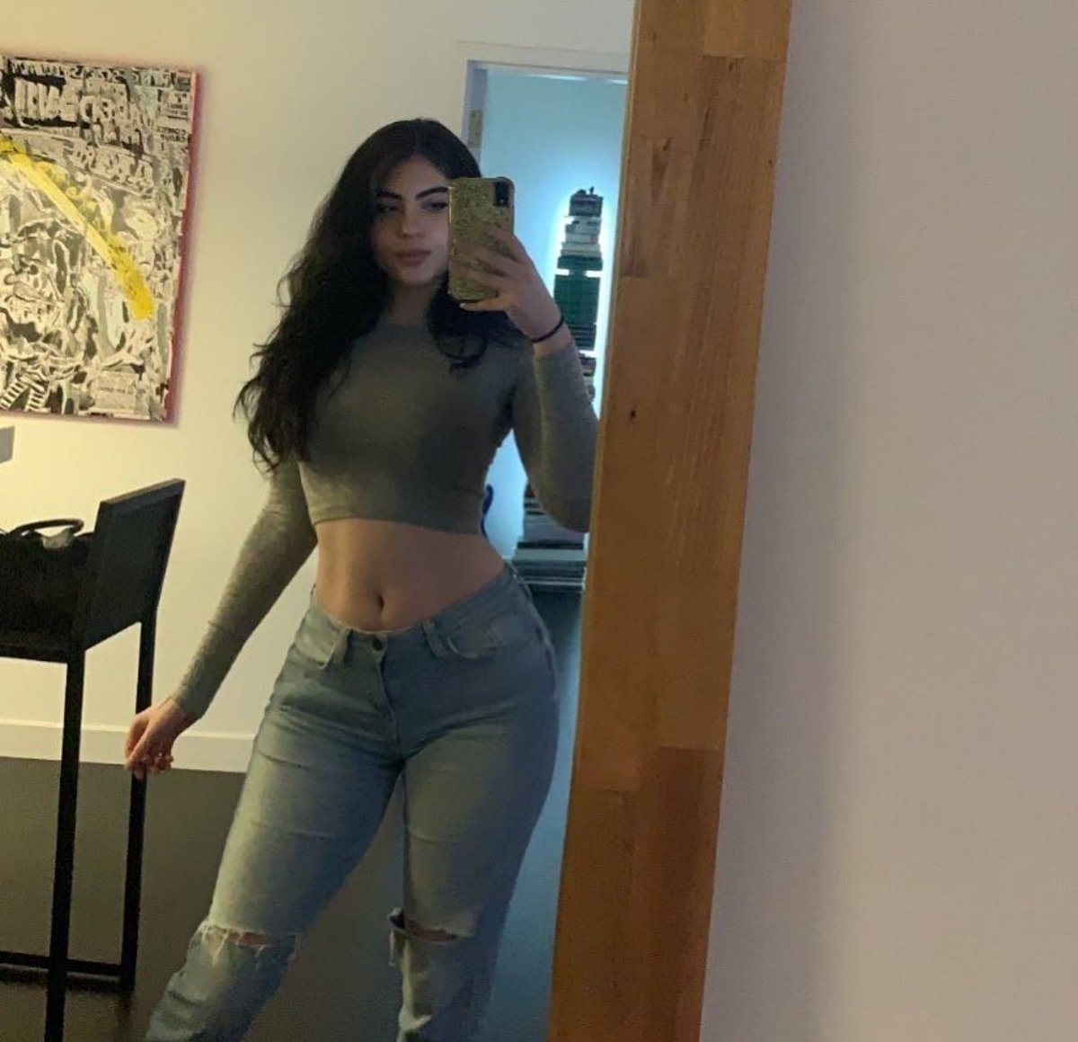 AdamTheVigilant's tweet photo. Coucou tout le monde il fais beau aujourd'hui 🥰 #moneyslaves #findom #paypig https://t.co/B3XacAaEzn