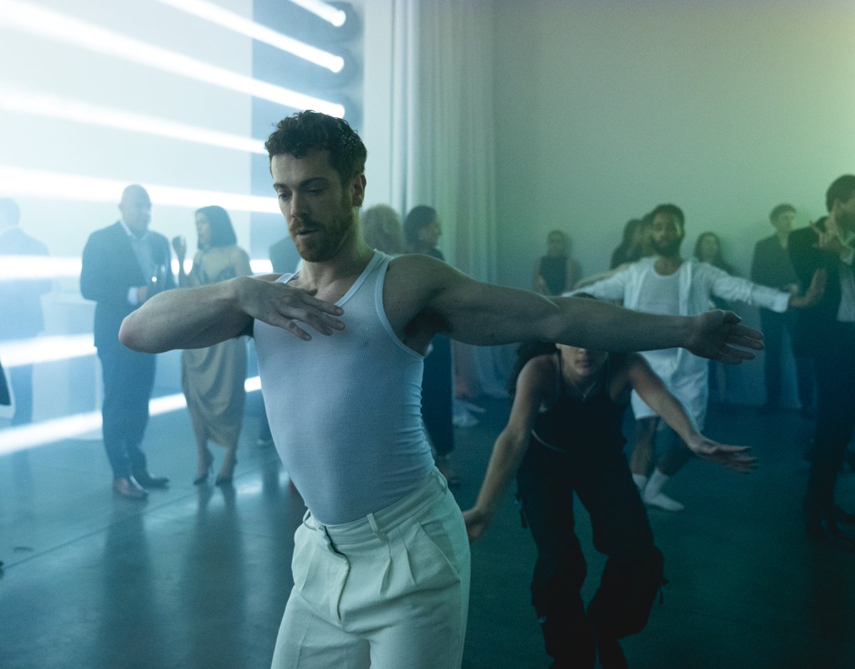 O2Eventworks's tweet image. And finally, the 3D light wall. Installed to define the space, this dramatic feature was created using beam lighting and haze. The beams of light sliced through the air, forming natural separation and elevating the atmosphere with bold visual impact.

#EventLighting #BeamWall