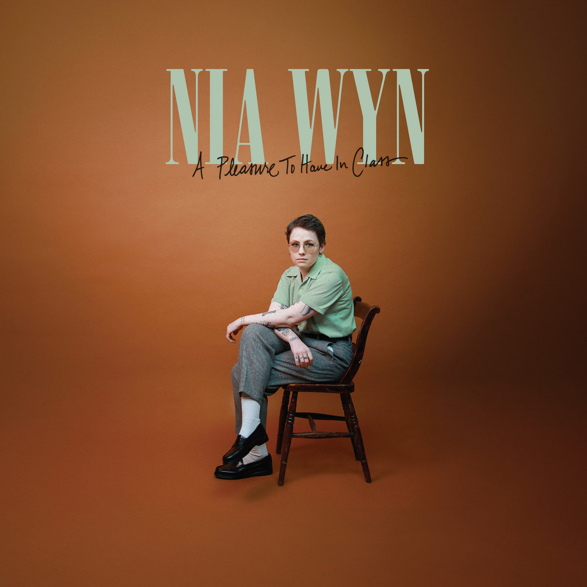 danflamini's tweet image. .@niawynmusic, Welsh artist raised on bread and Soul, released an amazing debut album 👉 open.spotify.com/intl-it/album/…