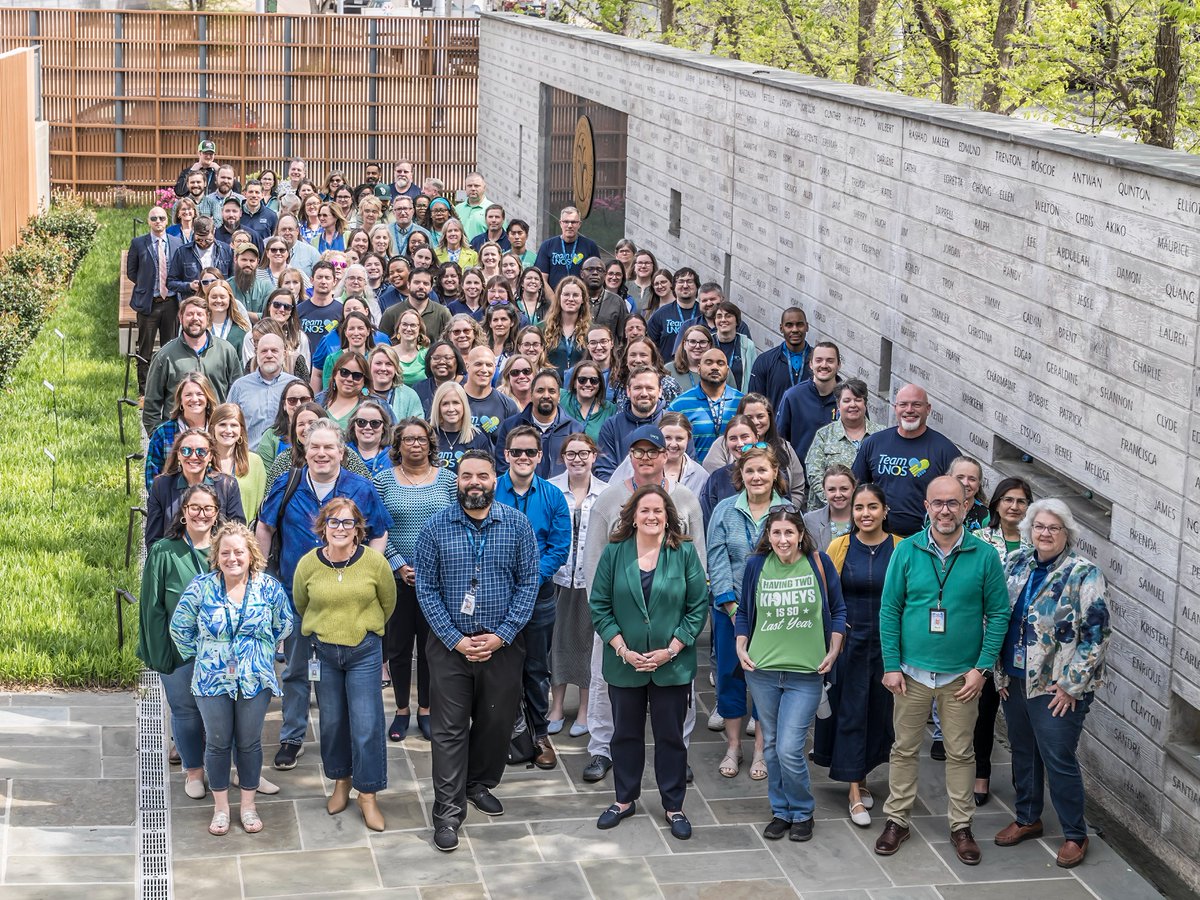 Team UNOS is dressed up for Blue &amp; Green Day💙💚Today, we’re honoring those who have given the gift of life and those who have made lifesaving organ donations and transplants possible. Register your choice at registerme.org #DonateLifeMonth