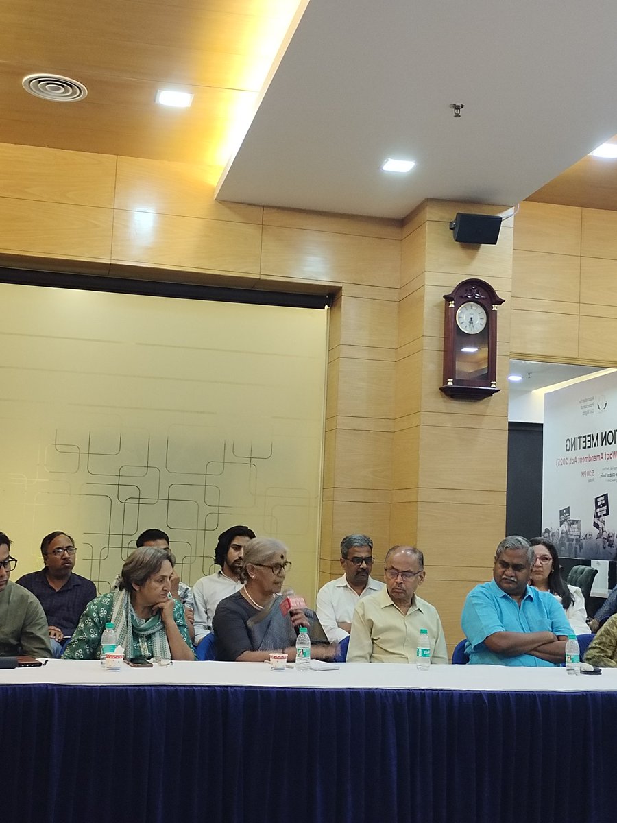 FaizulHasanKhan's tweet photo. In a program at the Constitutional Club of India "Constitution Meeting" on the UMEED Act, 1995 (Waqt Amendment Act, 2025)
11 April 2025 5:30 PM
#IMCR #APCR https://t.co/cio4PHRLTX