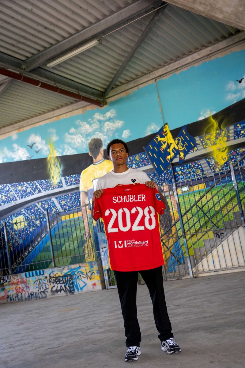 FCSM_officiel's tweet photo. 𝘕𝘰𝘮 : Matthis Schübler-Lecart
𝘗𝘰𝘴𝘵𝘦 : Gardien
𝘈𝘨𝘦 : 18 ans
𝘛𝘢𝘪𝘭𝘭𝘦 : 1m85
𝘗𝘪𝘦𝘥 : Droit

#MadeInSeloncourt https://t.co/jreWrAcXsG