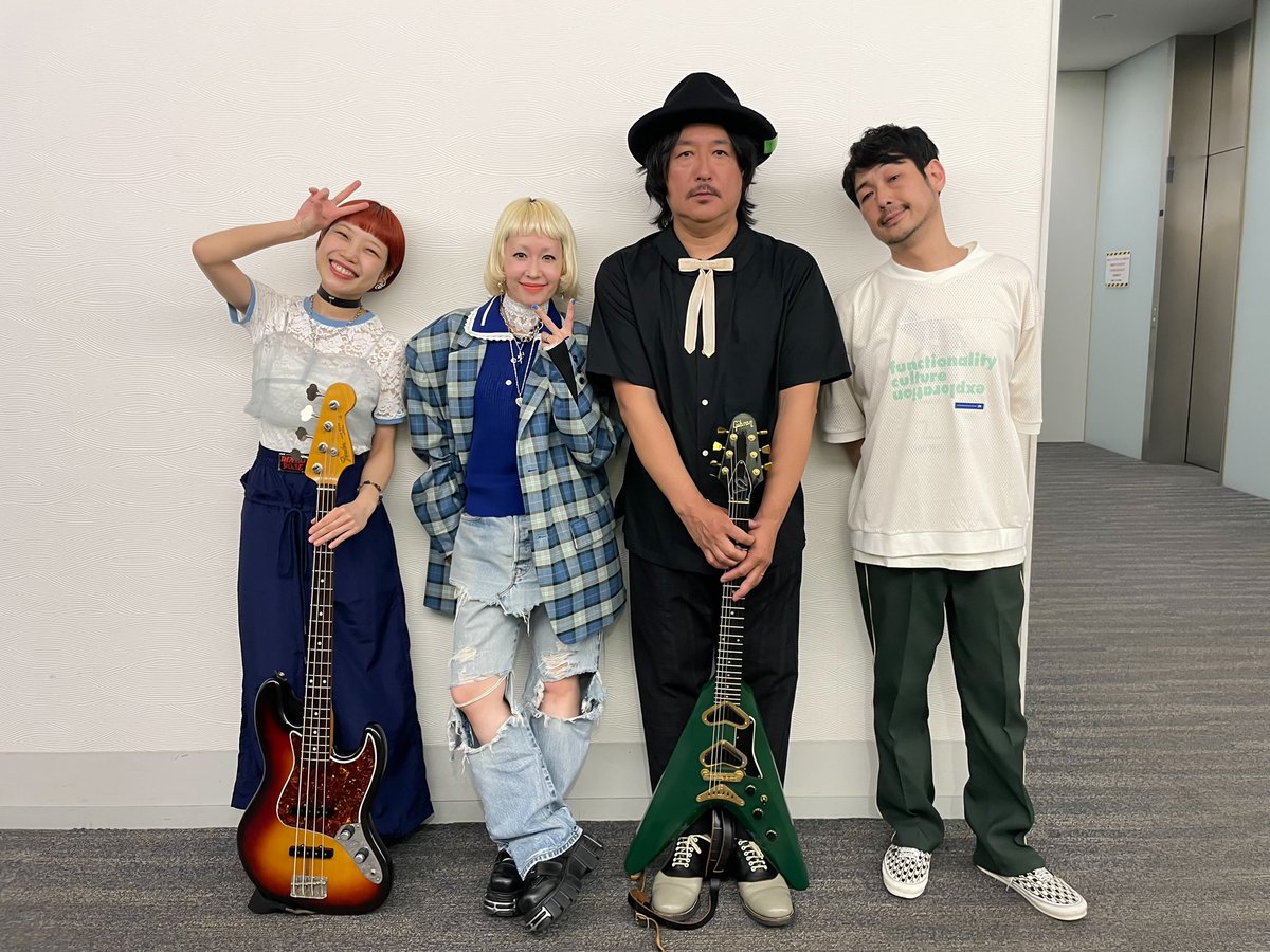 kaela_staff's tweet photo. 🌈Instagram‼️💫

#木村カエラ 
Mステありがとうございました‼️

少しだけインスタライブしてます💘💘

https://t.co/3EeTMBzXJE https://t.co/kACfcnLWxP