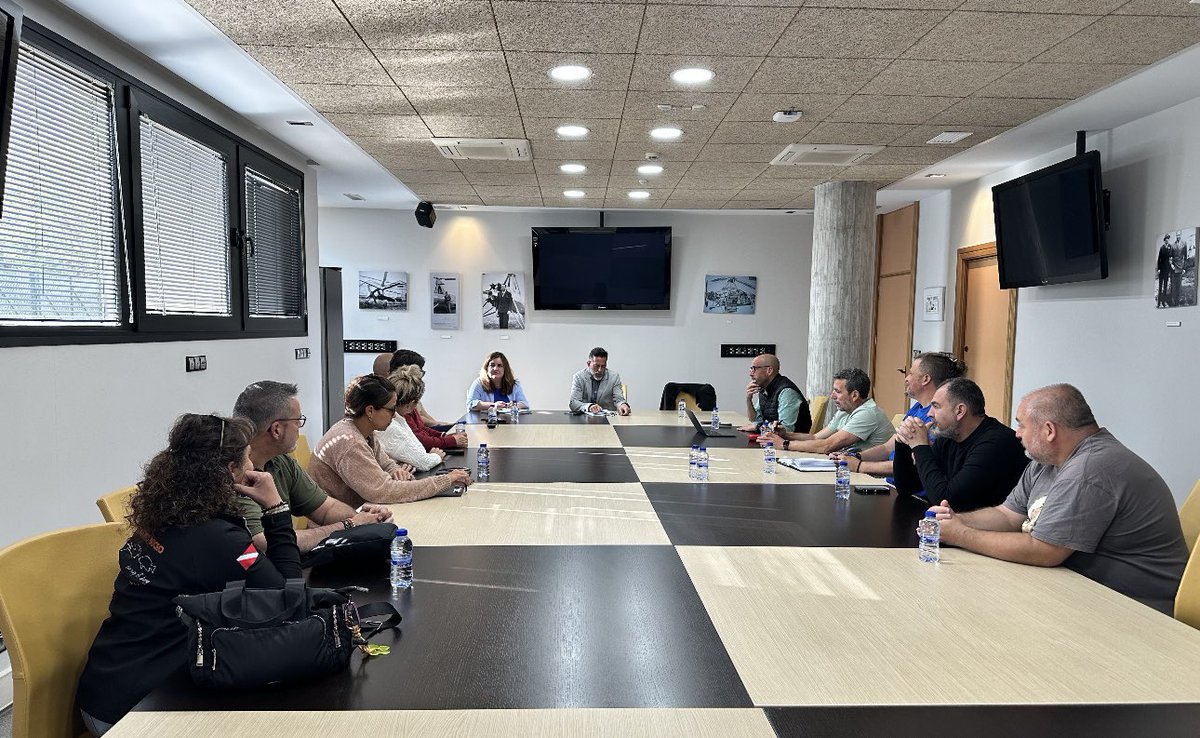 📸 El director general de Litoral y Puertos se reunió esta semana con representantes de los Centros de Buceo Recreativo y la <a href="/CentrosBuceoRM/">ACBRM</a> para abordar las principales inquietudes del sector.