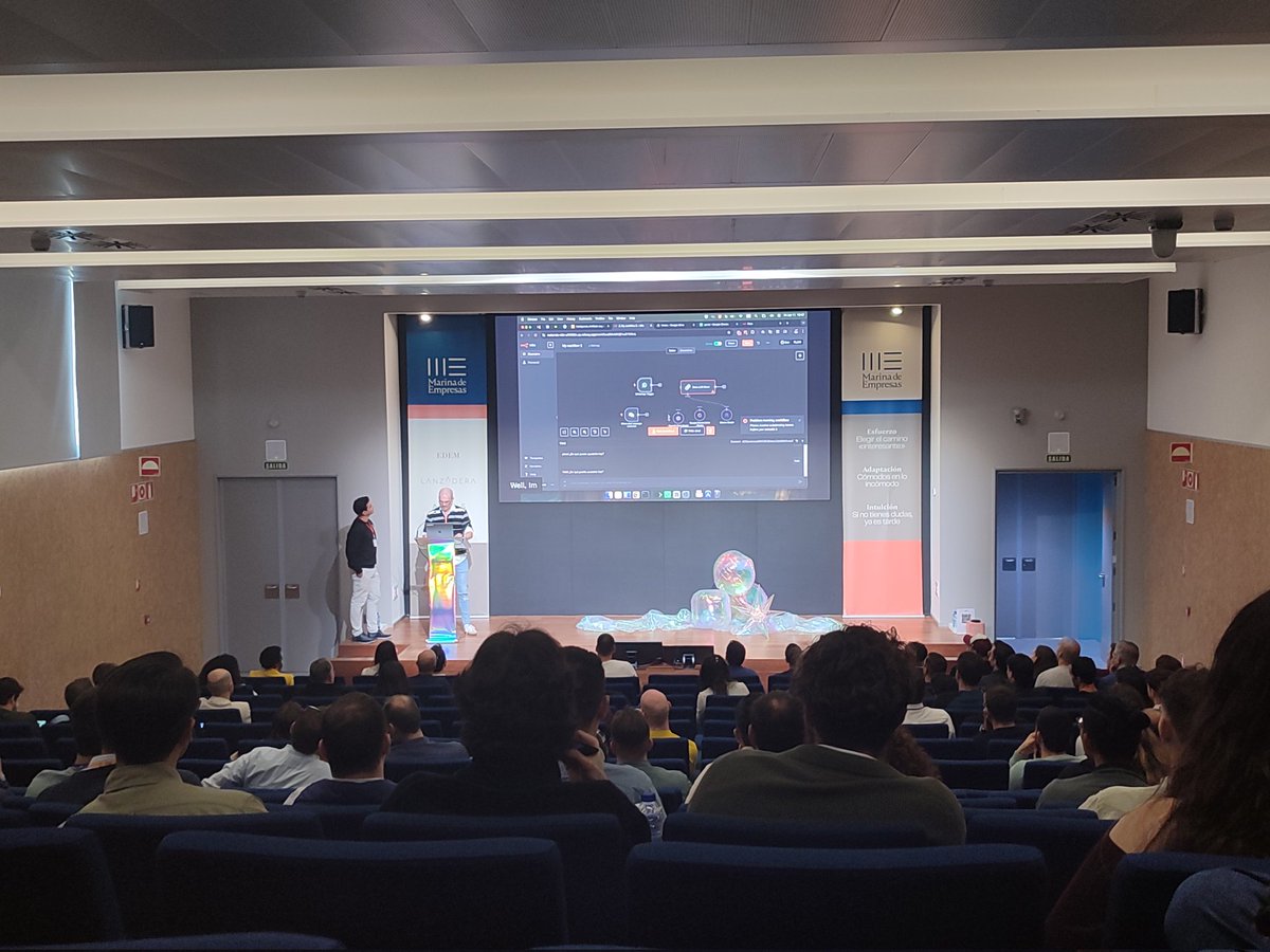 IshtarSpring.btc | Terreta Hub Founder (@ishtarspring) on Twitter photo Hoy es el AI Gen Summit, las charlas han estado muy genial para conocer empresas que están utilizando la IA.
Estoy aquí tomando notas ✍️
Pd: En el coffee break había leche de avena. Gracias a <a href="/my_tech_plan/">My Tech Plan</a> por acordaros de nosotros 🙏 Hoy es el AI Gen Summit, las charlas han estado muy genial para conocer empresas que están utilizando la IA.
Estoy aquí tomando notas ✍️
Pd: En el coffee break había leche de avena. Gracias a <a href="/my_tech_plan/">My Tech Plan</a> por acordaros de nosotros 🙏