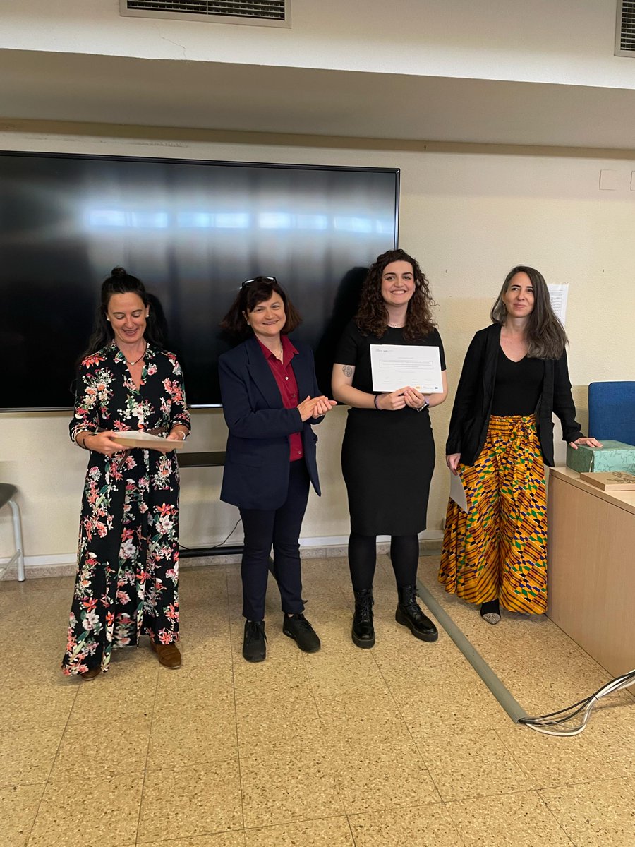 CIBER_ISCIII's tweet photo. Cerramos el #LaboratoriodeideasCIBERSAM con los premiados:
🏆Premio ELSA VALDIZÁN: Irene Chavarría (ex-aequo con Gemma Gónzález, que no ha podido asistir presencialmente)
🏆MEJOR PRESENTACIÓN ORAL: Héctor Cañeque
🏆MEJOR POSTER: Mariona Latorre

👏¡Enhorabuena a tod@s!👏

#CIBER https://t.co/xWnoF73jPM