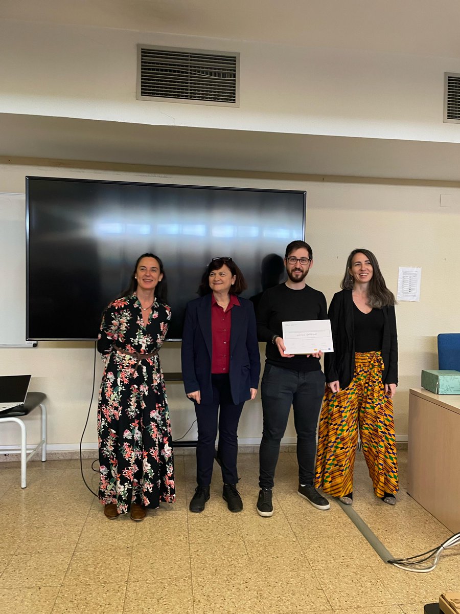 CIBER_ISCIII's tweet photo. Cerramos el #LaboratoriodeideasCIBERSAM con los premiados:
🏆Premio ELSA VALDIZÁN: Irene Chavarría (ex-aequo con Gemma Gónzález, que no ha podido asistir presencialmente)
🏆MEJOR PRESENTACIÓN ORAL: Héctor Cañeque
🏆MEJOR POSTER: Mariona Latorre

👏¡Enhorabuena a tod@s!👏

#CIBER https://t.co/xWnoF73jPM