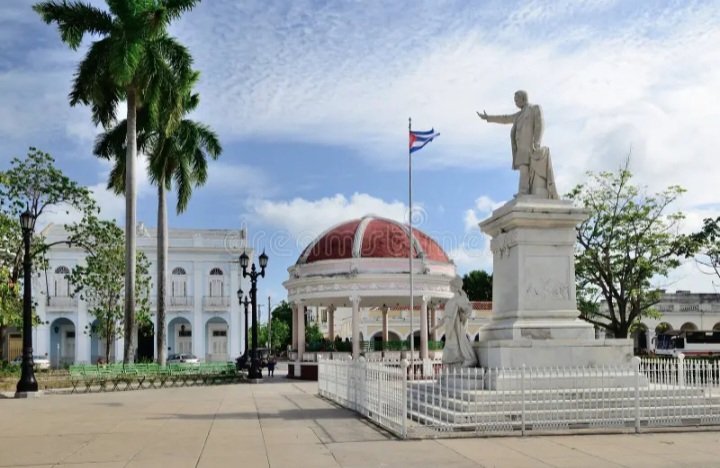 Desde que está amaneciendo hasta que sale el sol, sea en el campo o en la ciudad, afloran infinitas imágenes de la belleza de nuestra Perla del Sur, que hace imposible no admirarlas.
#CienfuegosXMásVictorias 🦐
#Cuba 🇨🇺🇨🇺🇨🇺🇨🇺