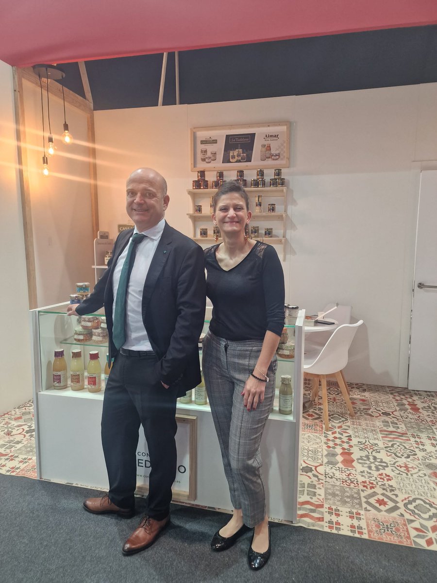 ConservaMedrano's tweet photo. ¡Gracias a todas las personas que nos habéis visitado en el 38º Salón Gourmets! 
Nos vemos el próximo año para seguir llevando lo mejor de Navarra al mundo. 🌍  
#SalónGourmets #SG25 #CalidadNavarra #NafarKalitatea #AquíEstáNavarra #HemenDagoNafarroa #ReynoGourmet https://t.co/0e8M8gXi2u