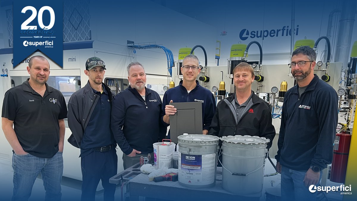 Great day in the Superfici America lab with Jeff Miller from Nu-Tech Wood Finishes! “Great team, great people and great equipment!”
Thanks for the visit—awesome spray out and even better vibes! 
#SuperficiAmerica #NuTech #WoodFinishing #Teamwork
