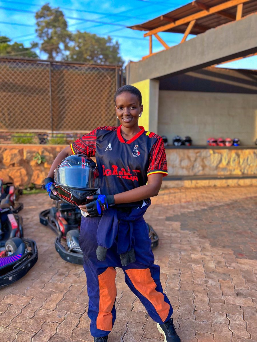 GwazuAgency's tweet image. Ponzi it&apos;s Paddock not Padlock pass this weekend @MerakiKarting Grand Prix weekend booked with your beautiful Co-host @riannebateeze

#CreateDominate 
#Gwazu