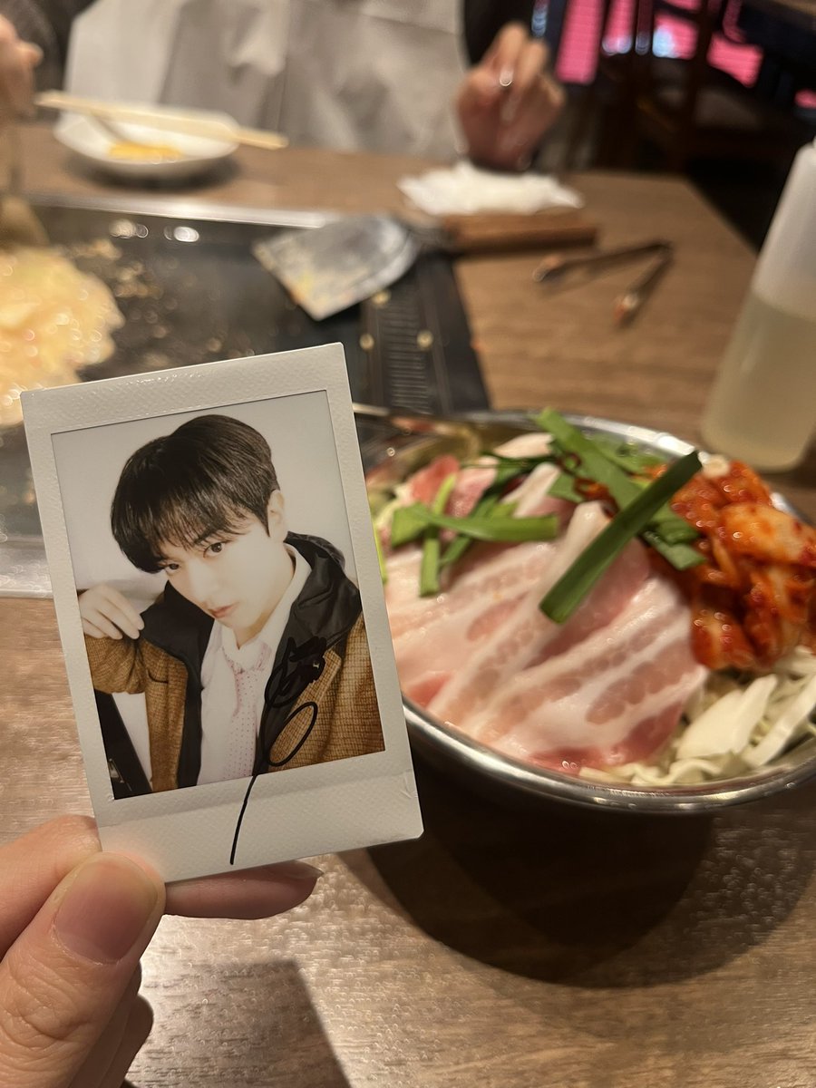 rv____429's tweet photo. 재밋게 놀고 있어여ㅜvㅜ https://t.co/6HRhey1HA9