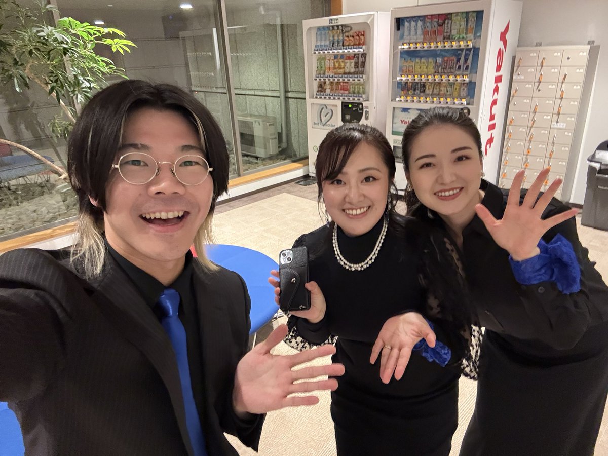 jidaisho_yu's tweet photo. FLOWERS 10th Anniversary
オーケストラコンサート「Memoire eternelle」
コントラバスで参加しておりました✨✨✨✨
素敵な楽曲の数々、曲間でのモノローグでグッと世界観に惹き込まれました🌸

ありがとうございました！
#ゆりグレ #FLOWERS https://t.co/5e1aea4C13