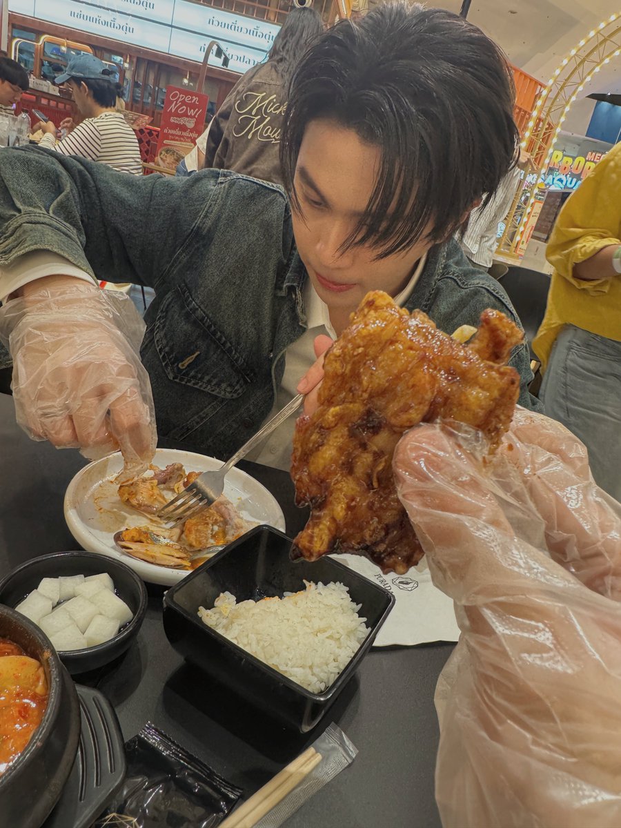 EstRvp's tweet image. แกะให้มั้ยย หรือไงงง55555

WILLIAMEST FAVEDATE
#MyFaveDatexWilliamEst