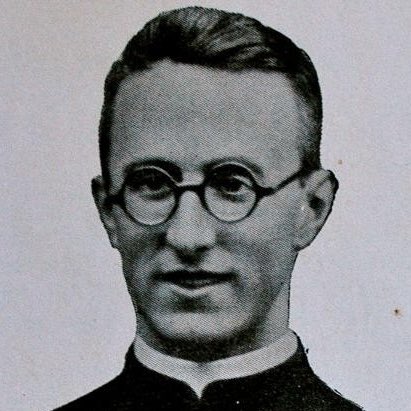 🔙 #TalDíaComoHoy, el 11 de abril de 1937 muere el padre Fernando Huidobro, Capellán de la Legión.

⚔️ En plena ofensiva roja permaneció en las trincheras más castigadas. No quiso retirarse.

✝️ Murió en un bombardeo, asistiendo a sus soldados. Dio su vida por Dios y por España.