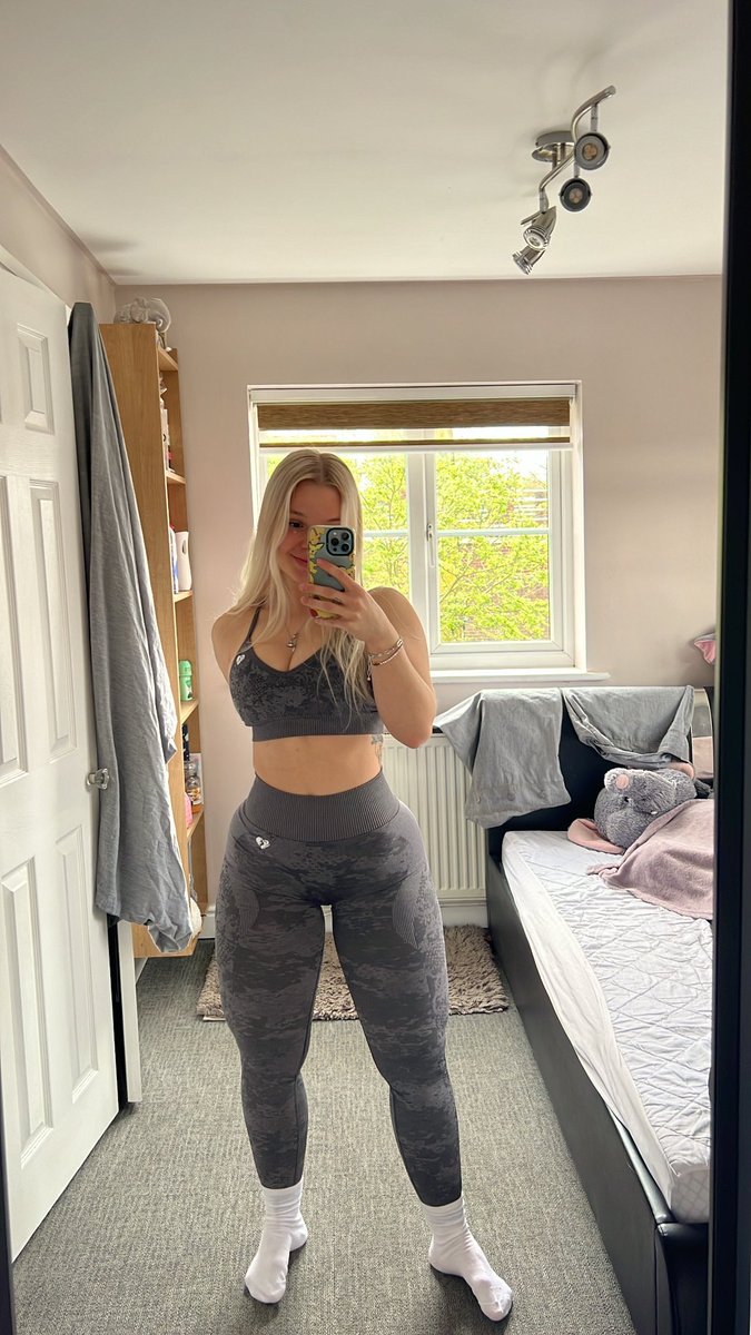 Daily Buff Girls tweet media