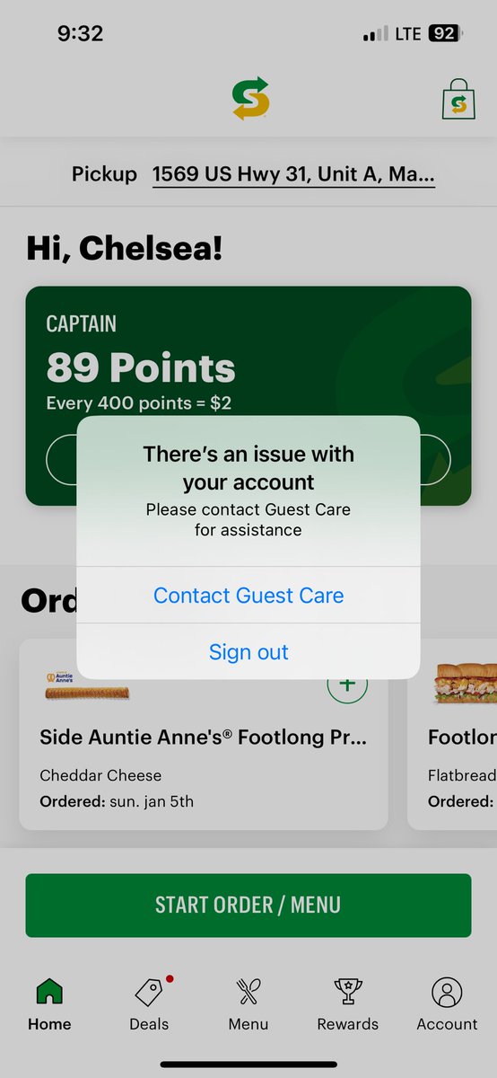 JPJHarryStyles7's tweet photo. @SUBWAY customer support sucks!! My rewards account is frozen and I was screwed out of getting rewards points last night and the chat bot on the app is no help at all!! https://t.co/Gnvwx78QUe