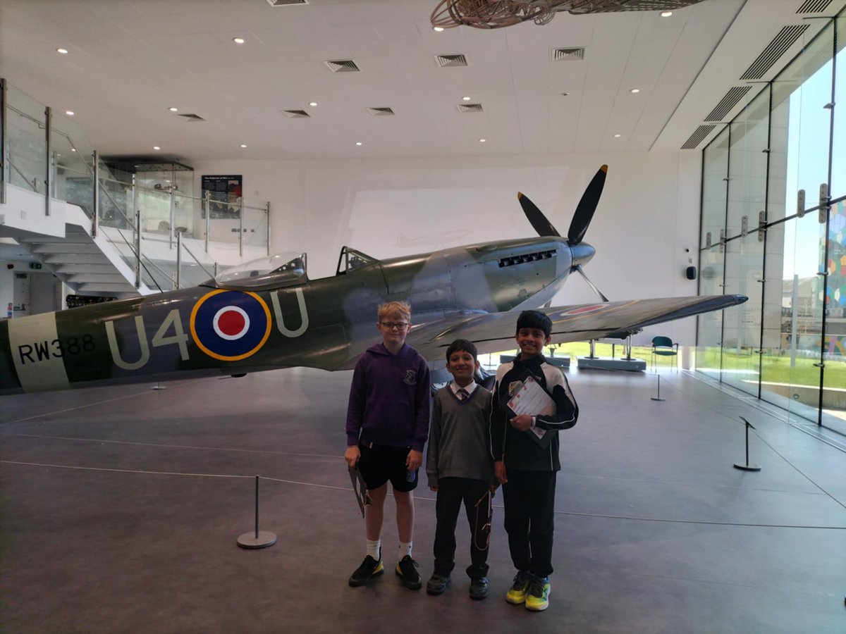 A fantastic (and very competitive!) trip to the Potteries Museum. It was girls vs boys as each team explored the different exhibitions, creating a quiz for the other team to answer! Questions ranged from Anglo Saxon weapons, to Latin animal names to the production of pottery. 💜