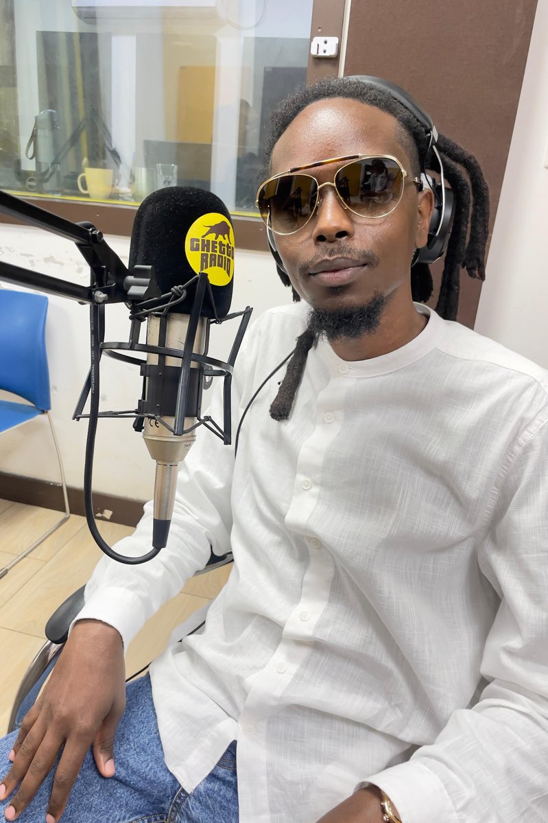 GhettoRadio895's tweet photo. Joining us this hour ni @ZikkiKenya mwenyewe!
#Goteana na yeye akituchanua more kuhusu new music and what he has been up to. https://t.co/T4RzEyelYA