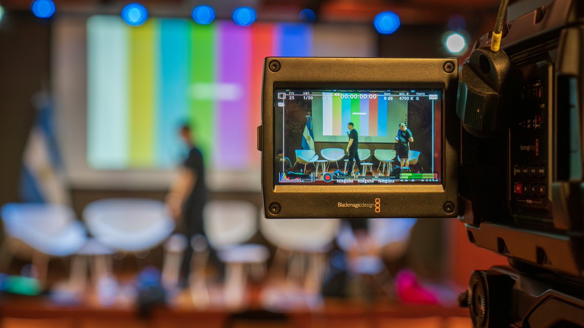 What does an event technician do?

Not just button-pushers – we:
🎤 Sound-check
🎥 Switch cameras
🎚️ Balance audio
📽️ Cue slides &amp; videos
🧠 Handle backups
🧯 Fix issues fast

We keep it all running smoothly so you can shine. #EventProfs #EventProduction