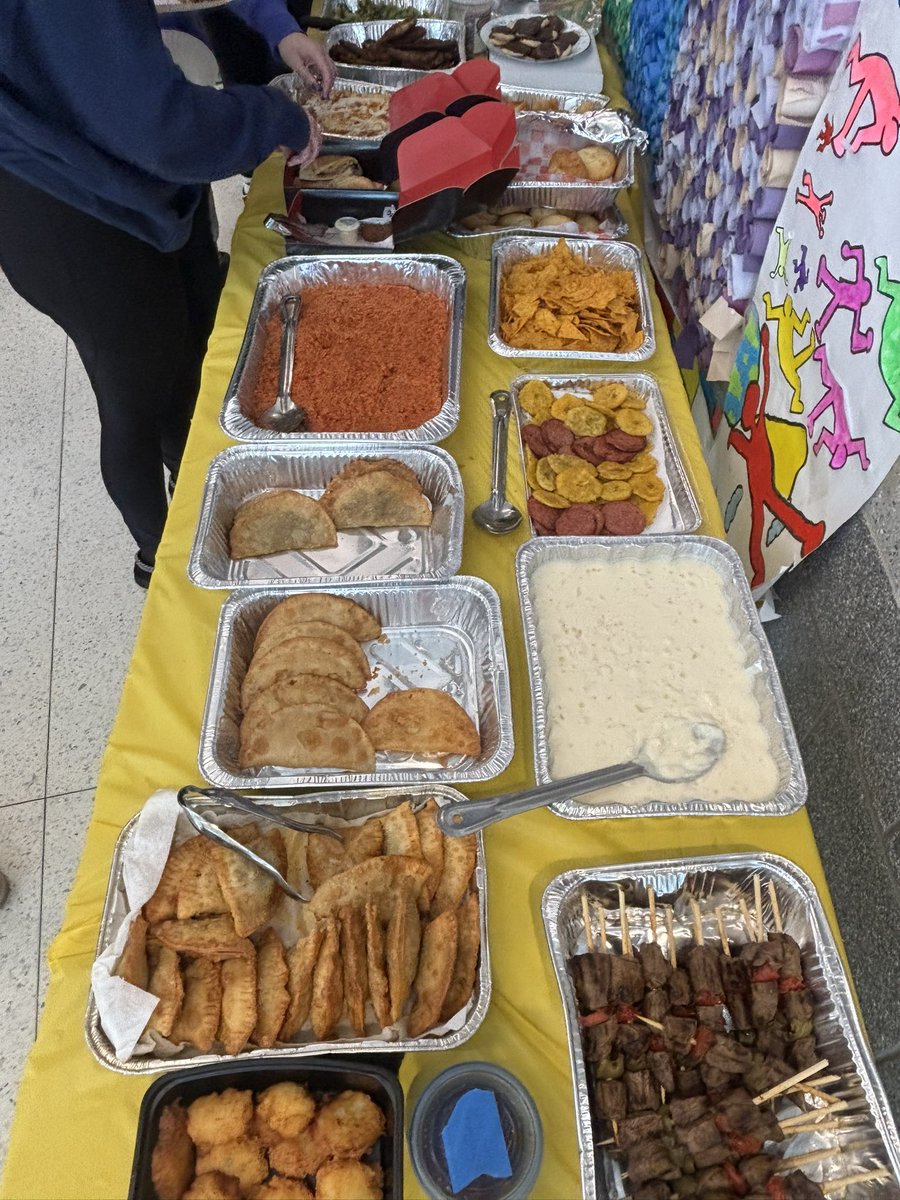 Lyndhurst Middle School tweet media