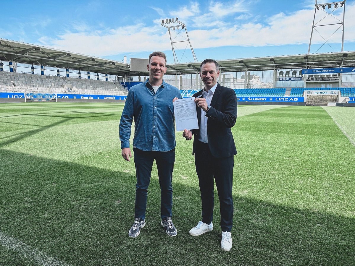 ChPeschek's tweet photo. Bundesliga Lizenz (erneut ohne Auflagen) ✅🔵⚪️ https://t.co/edPF3XEYLh
@BlauWeissLinz @OEFBL https://t.co/m67O2EWkKm